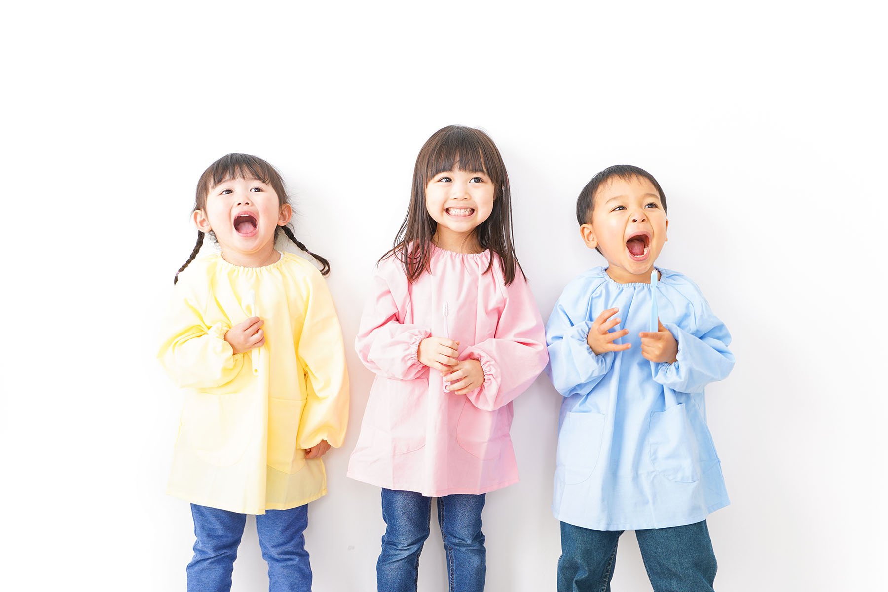 お子さまの虫歯について